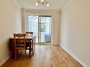 Dining Room- click for photo gallery